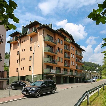 Apartamenty Na Pierwszym Pietrze Krynica Zdroj Buitenkant foto