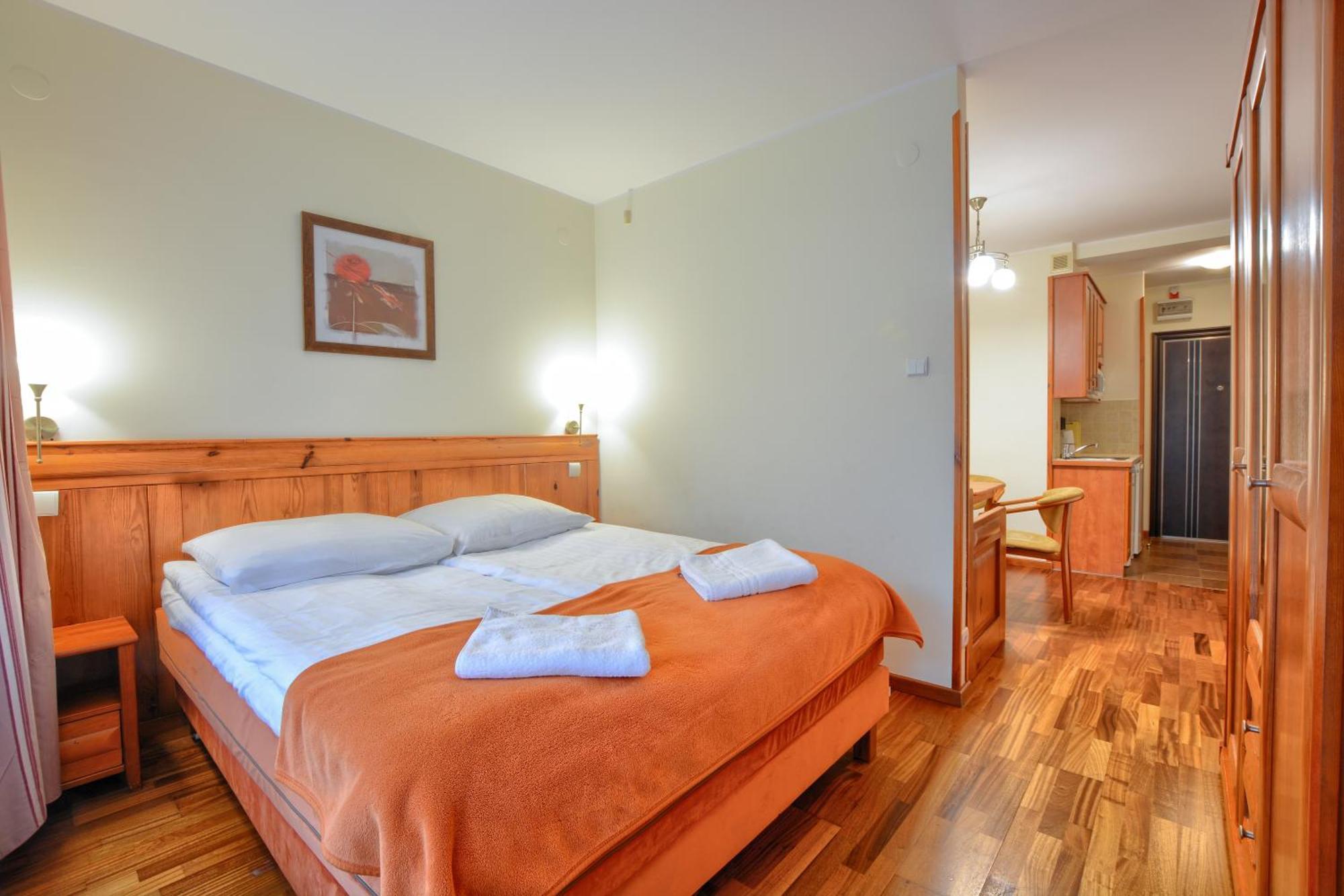 Apartamenty Na Pierwszym Pietrze Krynica Zdroj Buitenkant foto