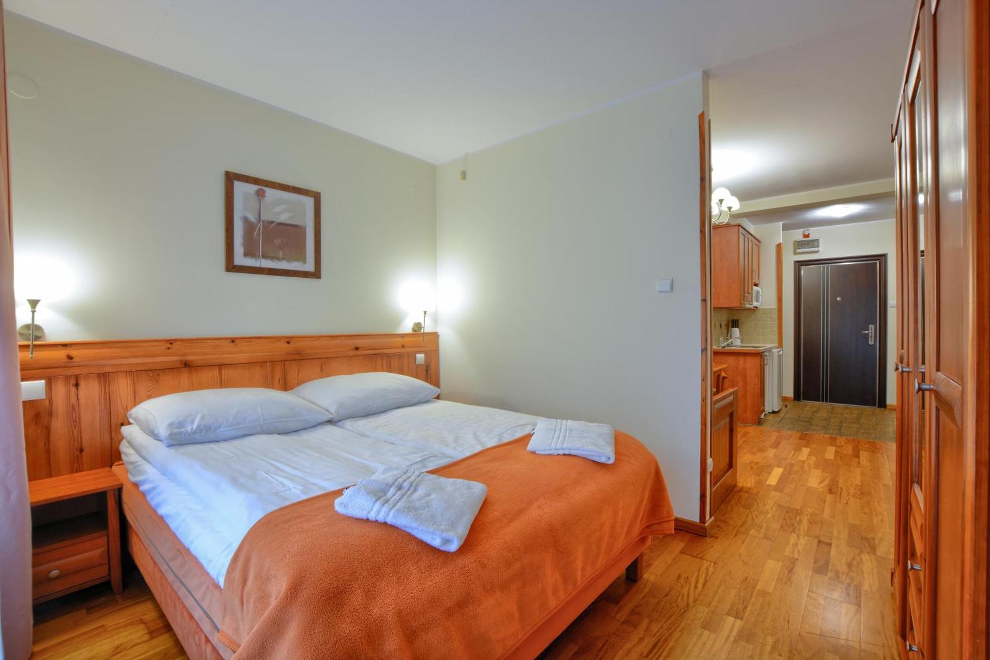 Apartamenty Na Pierwszym Pietrze Krynica Zdroj Buitenkant foto