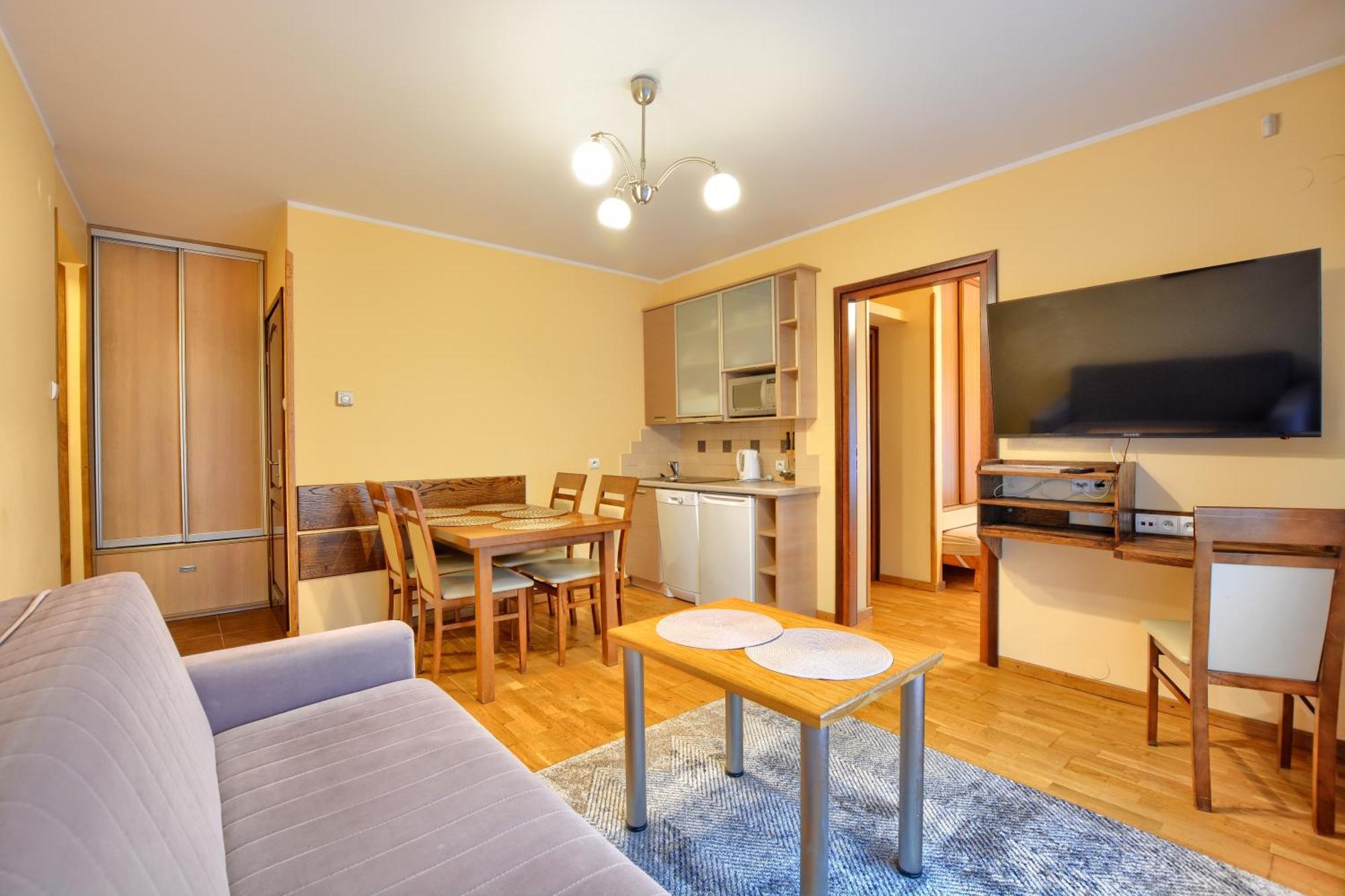 Apartamenty Na Pierwszym Pietrze Krynica Zdroj Buitenkant foto