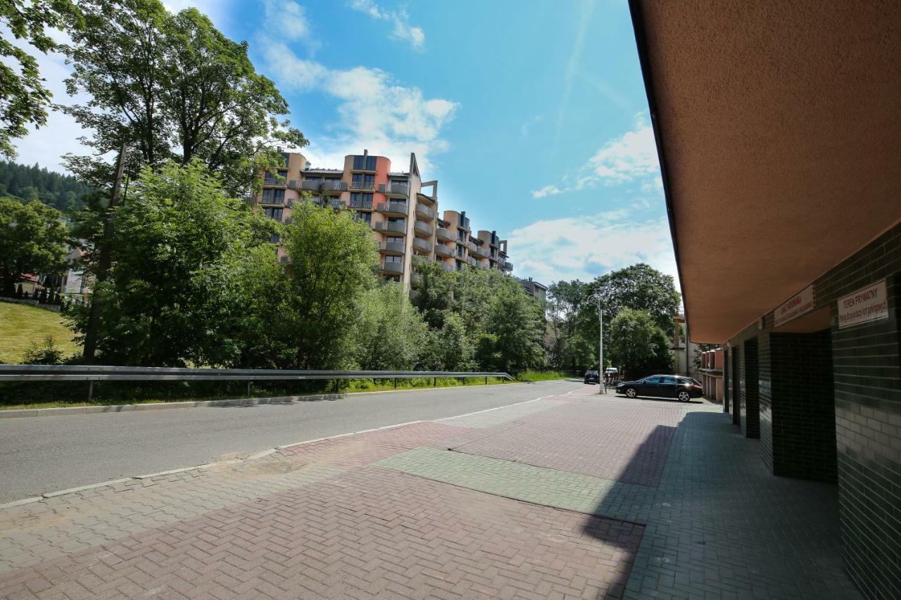 Apartamenty Na Pierwszym Pietrze Krynica Zdroj Buitenkant foto
