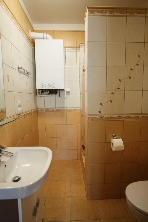 Apartamenty Na Pierwszym Pietrze Krynica Zdroj Buitenkant foto