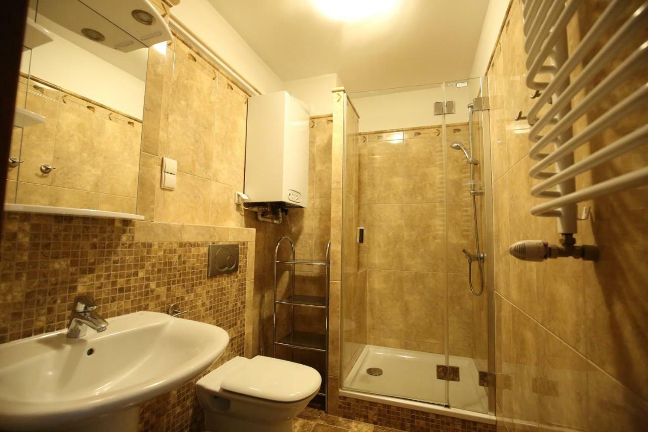 Apartamenty Na Pierwszym Pietrze Krynica Zdroj Buitenkant foto